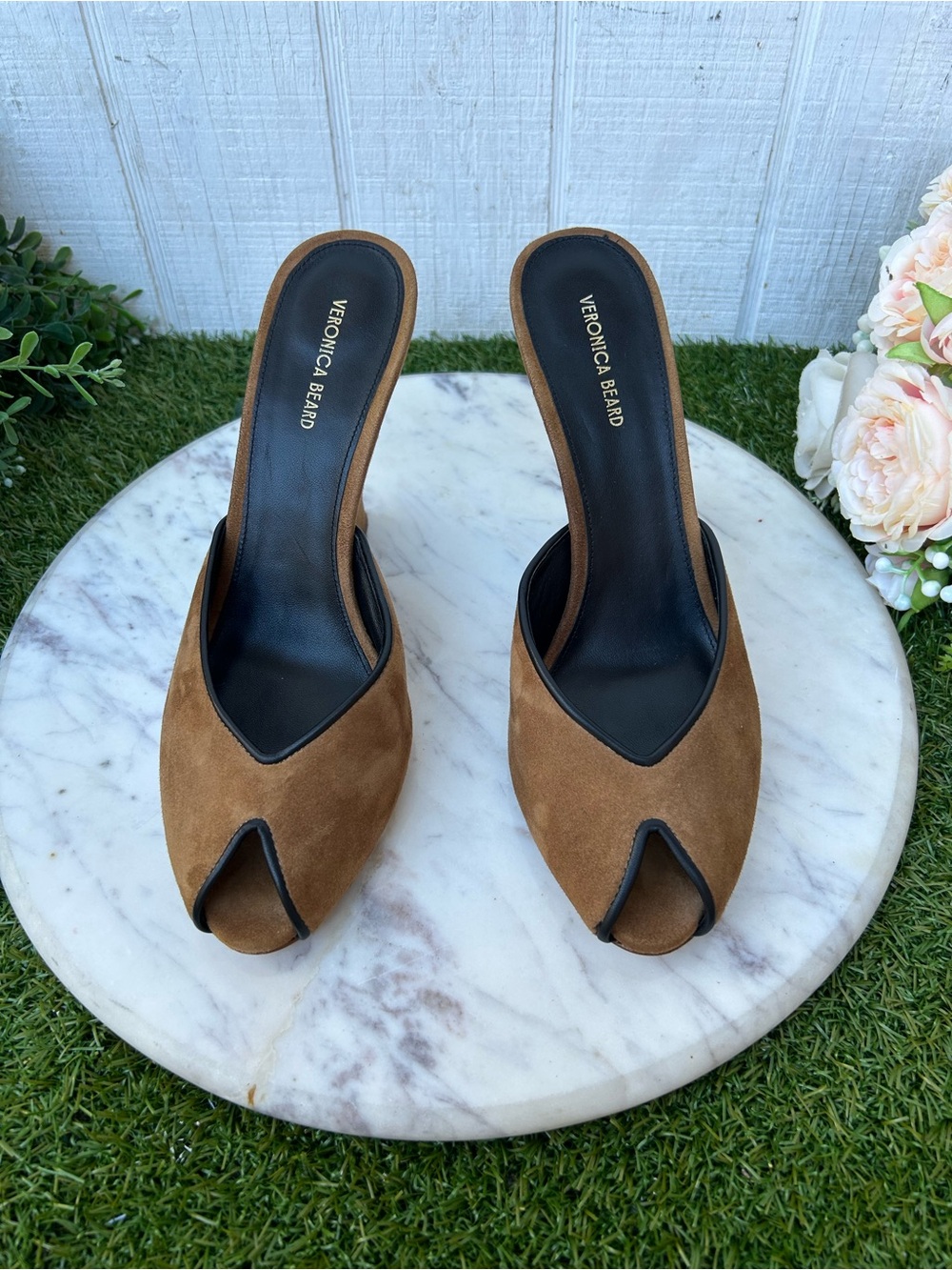 VERONICA BEARD
Mirabel Peep Toe Wedge Sandal
In Chestnut &Black Sz 9 gently used - Picture 7 of 16